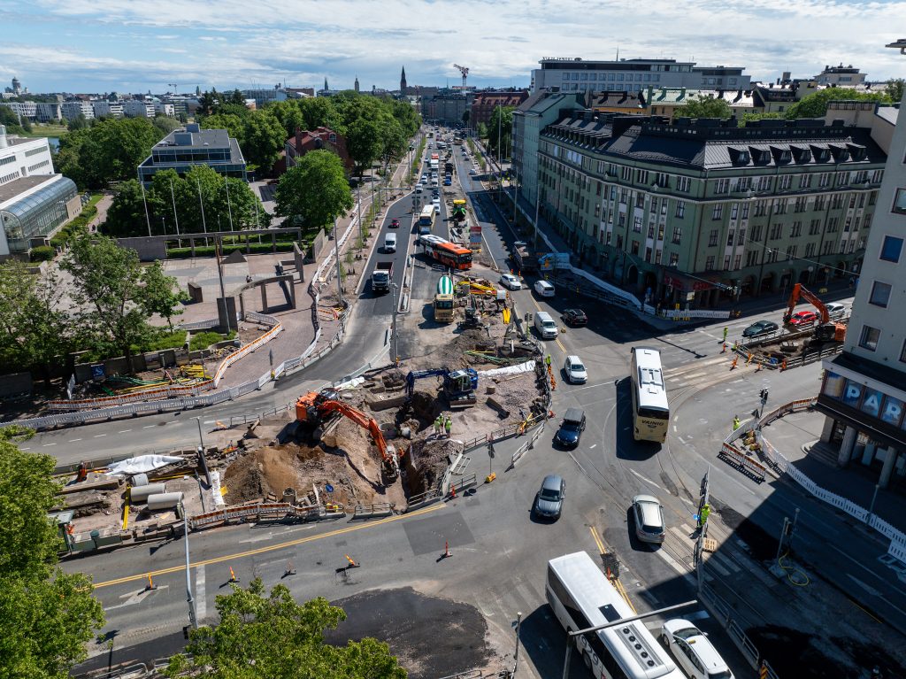 Mannerheimintie välillä Postikatu – Reijolankatu