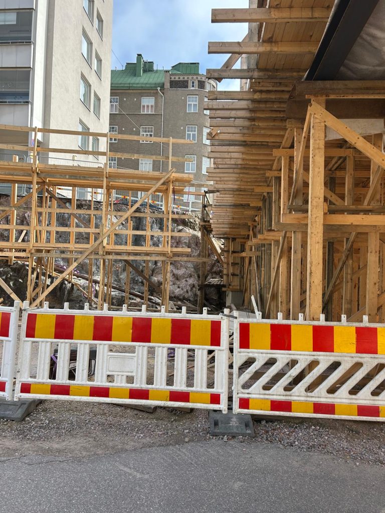 Marian kampus – Lastenkodinkadun silta